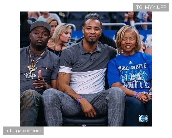 拉沙德·刘易斯无球跑动提升投射效率明显超过同期锋线球员